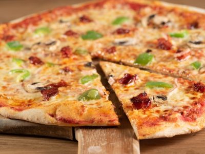 Hot pizza served fresh at Oscar’s Restaurant in Livingston